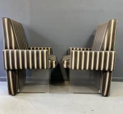 Vladimir Kagan Vladimir Kagan Pair of Clos Dining Chairs with Arms and Lucite Legs Mid Century - 3379409