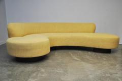 Vladimir Kagan Vladimir Kagan Serpentine Sofa on Walnut Bases - 453116