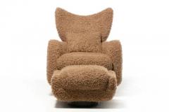 Vladimir Kagan Vladimir Kagan Wingback Swivel Chair Ottoman in Curly Latte Fabric - 4126427