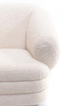 Vladimir Kagan Vladimir Kagan for Directional Pair of Ivory Boucl Swivel Chairs - 1976338
