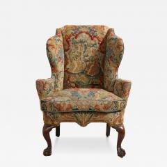 Walnut Wingchair with Original Needlepoint circa 1735 - 4751150