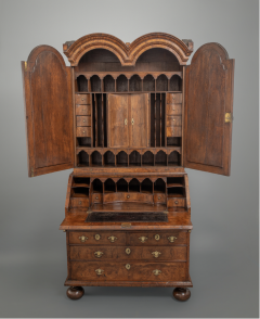 Walnut double dome burl walnut bureau bookcase with original mirror plates - 795171