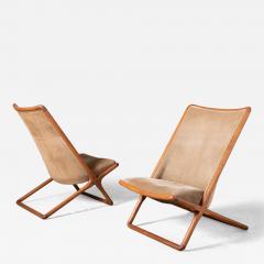 Ward Bennett Early Pair of Ward Bennett Scissor Chairs in Solid Oak with Original Olive Suede - 4309924