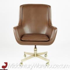 Ward Bennett Ward Bennett Mid Century Executive Highback Brass and Leather Office Chair - 2581513