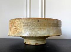 Warren MacKenzie Ceramic Centerpiece Vessel in Sculptural Form Warren Mackenzie - 2388989
