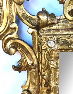 Well carved English George II Style Giltwood Mirror with Dramatic Crest - 1968432