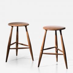 Wendell Castle Wendell Castle pair of wooden craft stools USA 1980s - 2442270