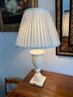 White Marble Urn Form Lamp - 2779391