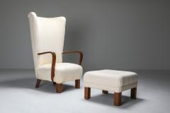 White Wingback Chair With Ottoman 1950s - 2098580