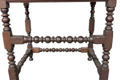 William And Mary Oak Tavern Table - 4810191