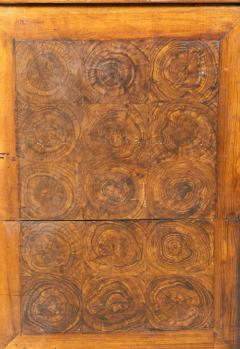 William And Mary Oyster Veneer Chest Of Drawers - 4253839