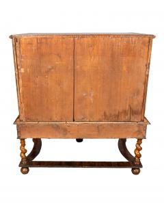 William And Mary Oyster Veneer Chest On Stand - 4474286