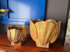 William Billy Haines X Large Patinated Brass Sea Shell Planter Billy Haines Style 1970s - 4761620