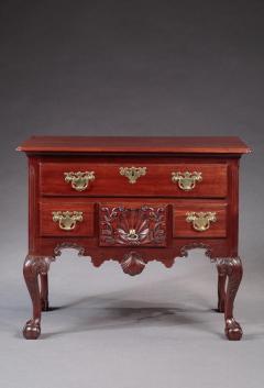 William Buchanan THE WILLIAM BUCHANAN CHIPPENDALE LOWBOY - 1336444