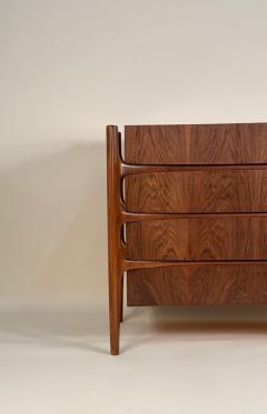William Hinn William Hinn Sculpted Walnut 4 Drawer Dresser Made in Sweden c 1950s - 4265136