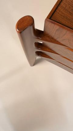 William Hinn William Hinn Sculpted Walnut 4 Drawer Dresser Made in Sweden c 1950s - 4265137
