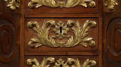 William Kent The Bute Kneehole Table Mahogany and gilt brass mounted kneehole side table - 4750774