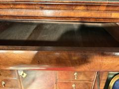 William Mary Period Walnut Escritoire - 4478138