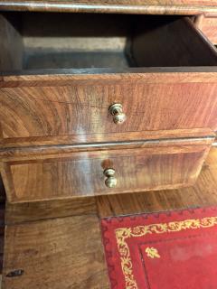 William Mary Period Walnut Escritoire - 4478141