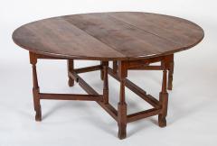 William Mary Period Walnut Gate Leg Table - 3676699