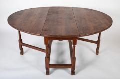 William Mary Period Walnut Gate Leg Table - 3676700