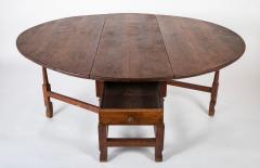 William Mary Period Walnut Gate Leg Table - 3676707