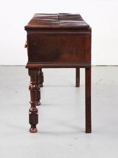 William and Mary Dresser - 2872416