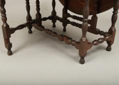 William and Mary Gate Leg Drop Leaf Table - 4713171