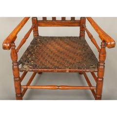 William and Mary Heart and Crown Banister Back Armchair - 4687545