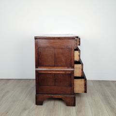 William and Mary Oak Chest Dresser circa 1700 - 2702715