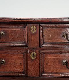 William and Mary Oak Chest Dresser circa 1700 - 2702718