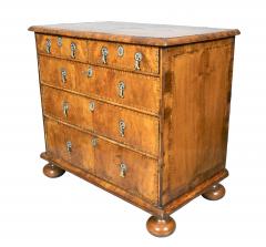 William and Mary Walnut Chest Of Drawers - 4474333