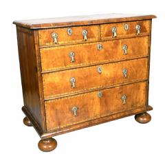 William and Mary Walnut Chest Of Drawers - 4474341