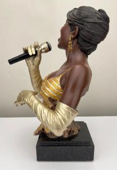 Willitts Designs International Gold Lady Jazz Singer Sculpture - 3488755