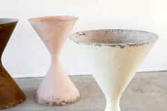 Willy Guhl LARGE WILLY GUHL HOURGLASS PLANTER - 1829760