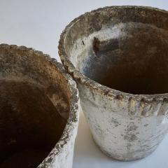 Willy Guhl PAIR OF CONCRETE PLANTERS BY WILLY GUHL - 2917456