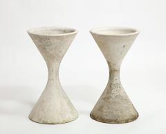 Willy Guhl Pair of Medium Concrete Diabolo Spindel Planters by Willy Guhl - 3540032