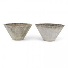 Willy Guhl Tapered Round Concrete Willy Guhl Planter - 3911787