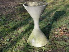 Willy Guhl Willy Guhl Extra Large Diablo Hourglass Planter in Wonderful Original Condition - 4186799