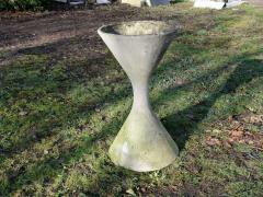 Willy Guhl Willy Guhl Extra Large Diablo Hourglass Planter in Wonderful Original Condition - 4186802