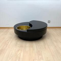Willy Rizzo Willy Rizzo Coffee Table Yin Yang Black Lacquer and Brass Italy circa 1970 - 4346267