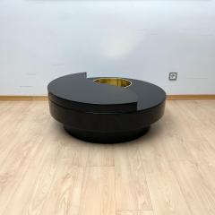 Willy Rizzo Willy Rizzo Coffee Table Yin Yang Black Lacquer and Brass Italy circa 1970 - 4346268