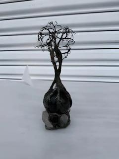 Wire tree of life medal sculpture - 4046387