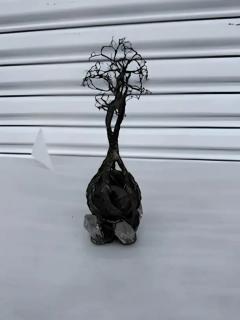 Wire tree of life medal sculpture - 4046391