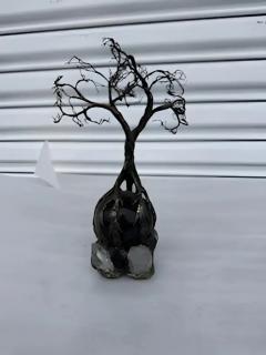 Wire tree of life medal sculpture - 4046392