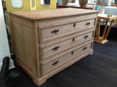 Wonderful 19th Century Natural Oak Oversized Chest - 4627812