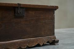 Wonderful Early 18th Century Chest in Oak and Wrought Iron - 4582100