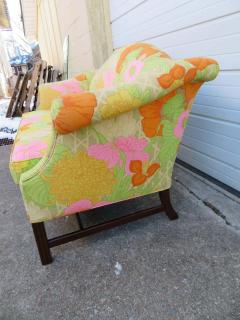Wonderful Flowered Linen Chippendale Style Camelback Loveseat Sofa Midcentury - 1550538