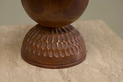 Wonderful Table Lamp in Carved Wood with Shade in Woven Jute 1960s - 4803404