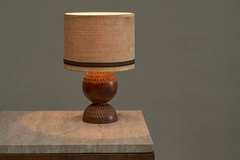 Wonderful Table Lamp in Carved Wood with Shade in Woven Jute 1960s - 4803561